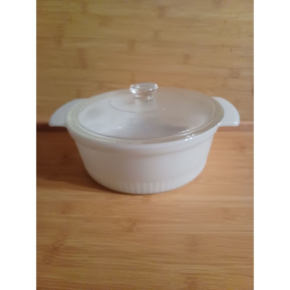Vintage Anchor Hocking Fire King Oven‎ 2 QT White Ribbed Casserole Dish Bowl